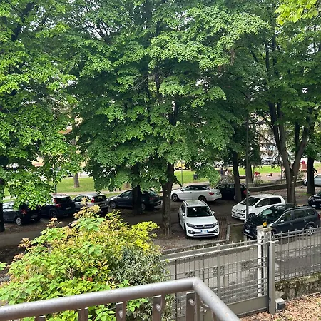 Дом отдыха Centro 4 Persone In Matrimoniale, Piazza E Mezzo E Un Singolo Con Parcheggio Privato Gratuito (adults Only) Имола