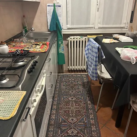 Centro 4 Persone In Matrimoniale, Piazza E Mezzo E Un Singolo Con Parcheggio Privato Gratuito (adults Only)