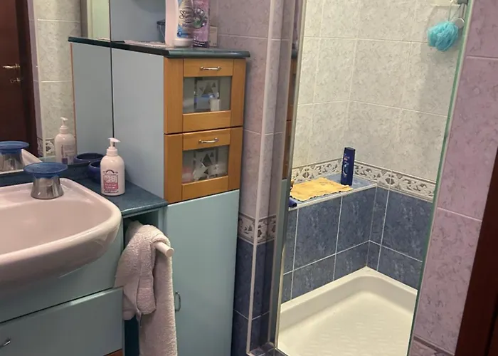 Centro 4 Persone In Matrimoniale, Piazza E Mezzo E Un Singolo Con Parcheggio Privato Gratuito (adults Only) Imola