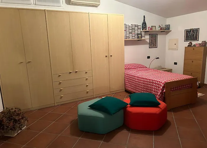 펜션 Centro 4 Persone In Matrimoniale, Piazza E Mezzo E Un Singolo Con Parcheggio Privato Gratuito (adults Only) 이몰라