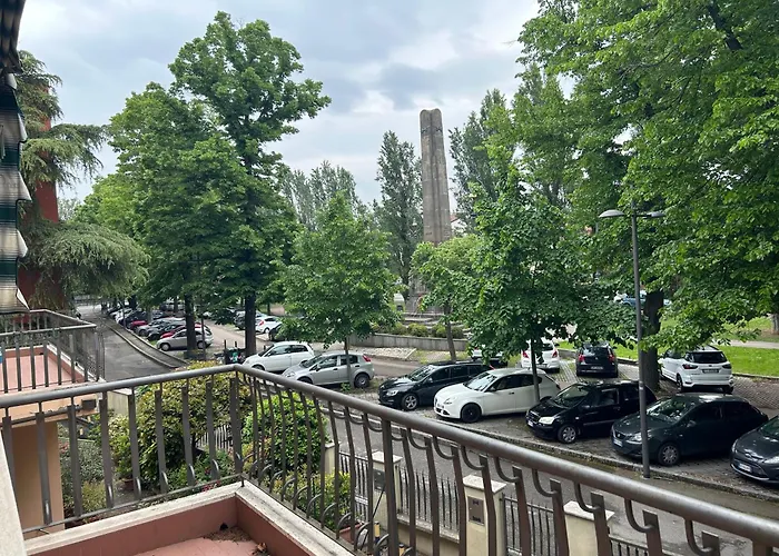 Centro 4 Persone In Matrimoniale, Piazza E Mezzo E Un Singolo Con Parcheggio Privato Gratuito (adults Only) 이몰라